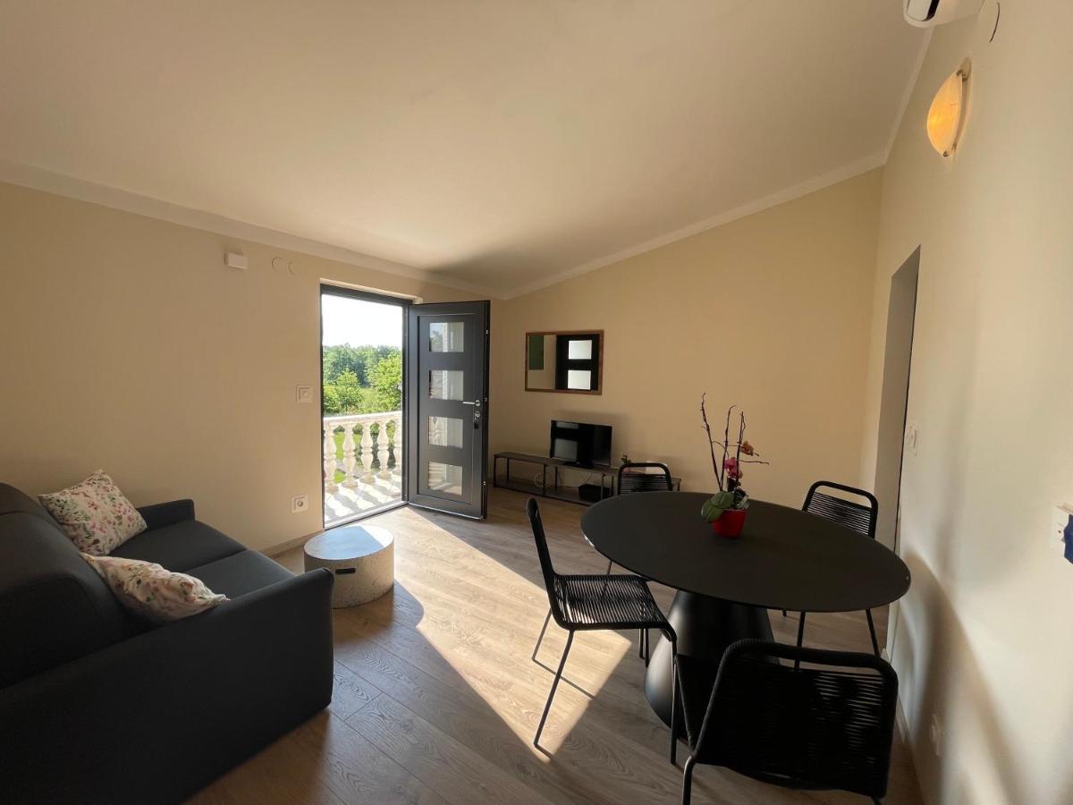 Apartmani Martina ポレッチ エクステリア 写真