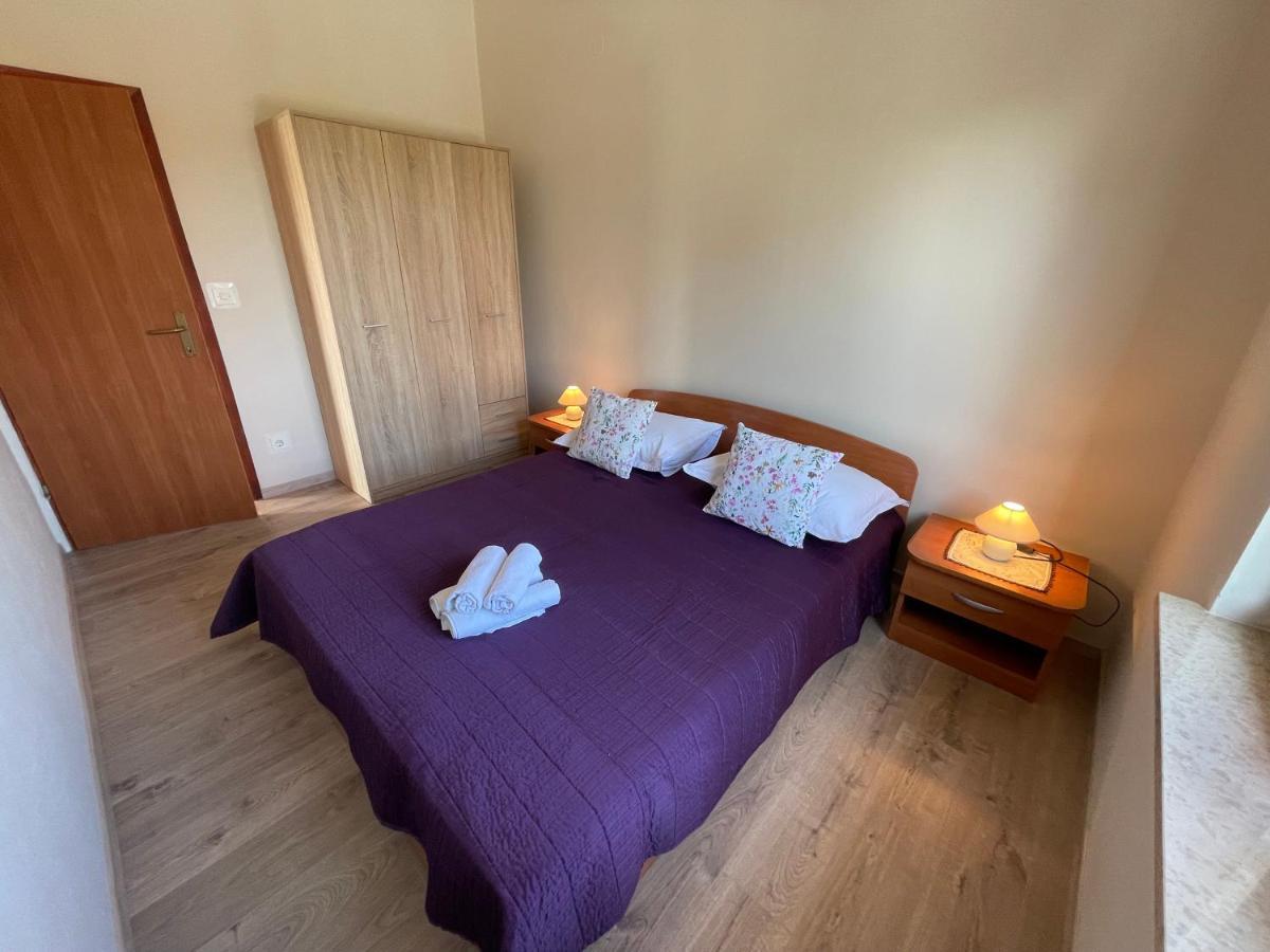 Apartmani Martina ポレッチ エクステリア 写真