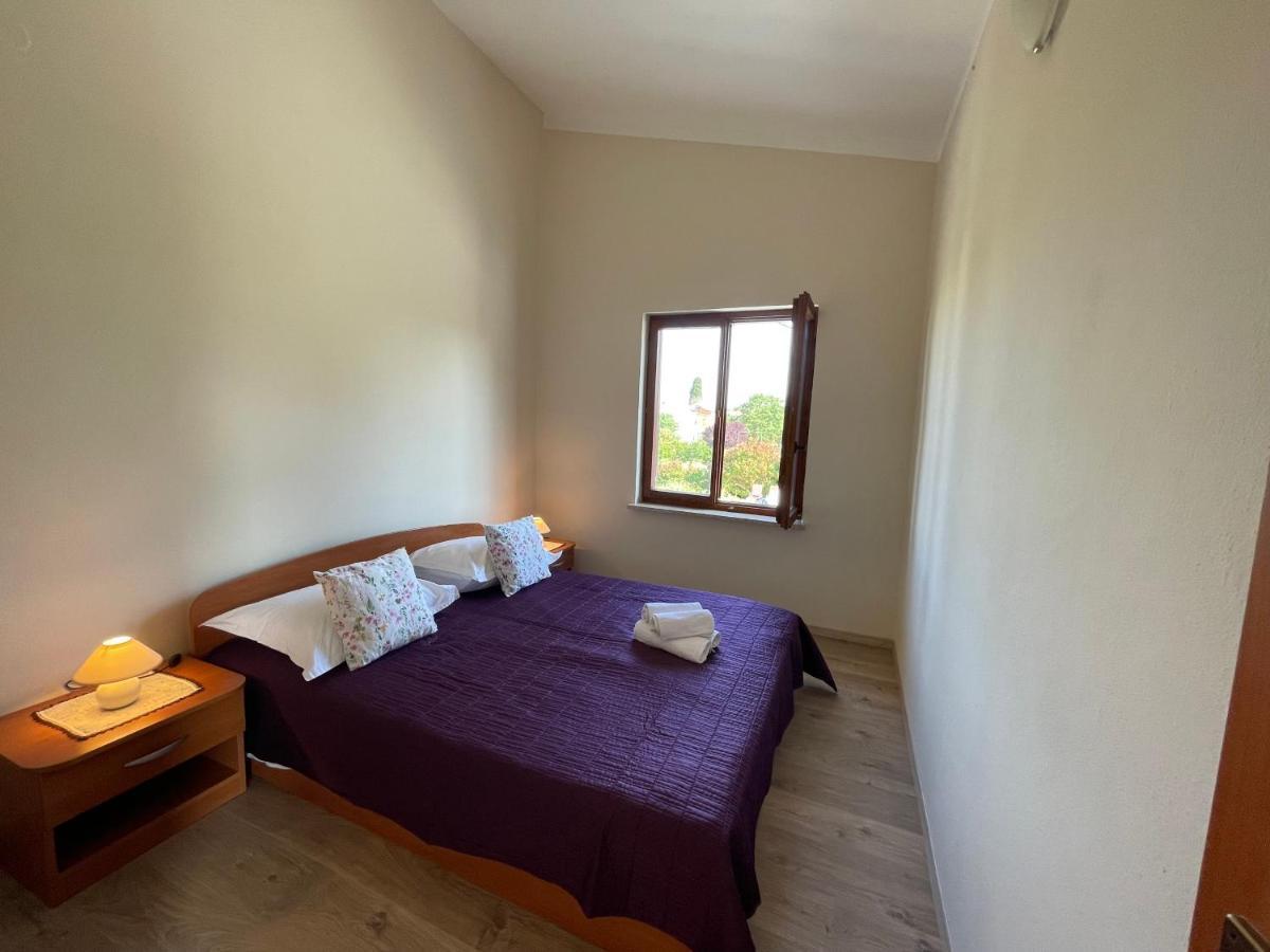 Apartmani Martina ポレッチ エクステリア 写真
